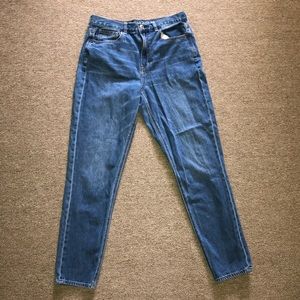 American Eagle Mom Jeans